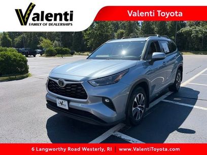 Used 2022 Toyota Highlander XLE