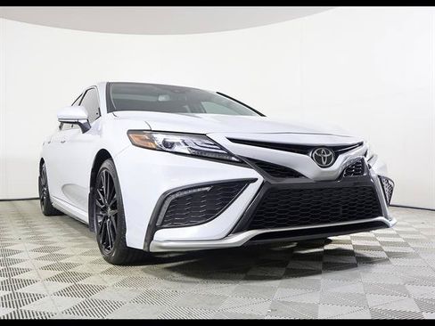 Used 2023 Toyota Camry XSE FWD image 1
