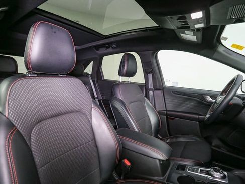 Used 2023 Ford Escape ST-Line w/ Tech Pack #1 image 18