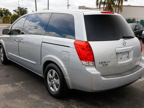 Used 2009 Nissan Quest w/ Seat Pkg image 4