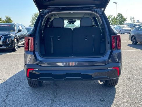 New 2026 Kia Sorento SX image 7