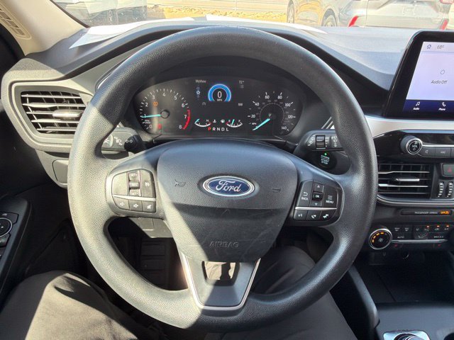 Used 2020 Ford Escape SE FWD image 13