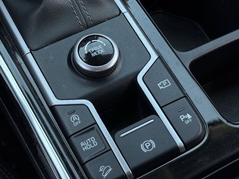 Used 2023 Kia Sorento SX image 23