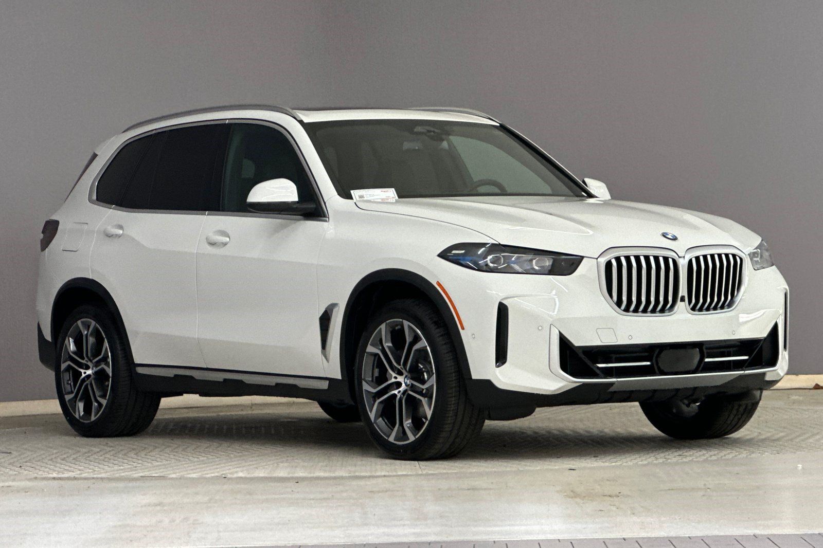 Used 2026 BMW X5 sDrive40i RWD image 6