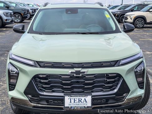 New 2026 Chevrolet Trax ACTIV w/ Sunroof Package FWD image 4