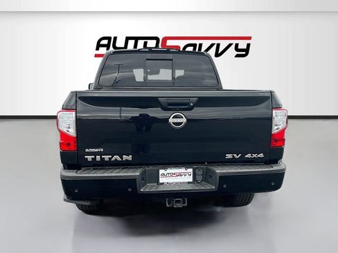 Used 2023 Nissan Titan SV w/ SV Convenience Package AWD/4WD image 6