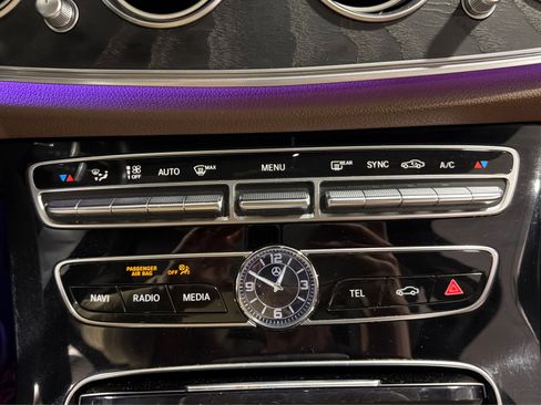 Used 2017 Mercedes-Benz E 300 4MATIC image 35