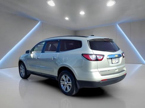 Used 2017 Chevrolet Traverse LT AWD/4WD image 4