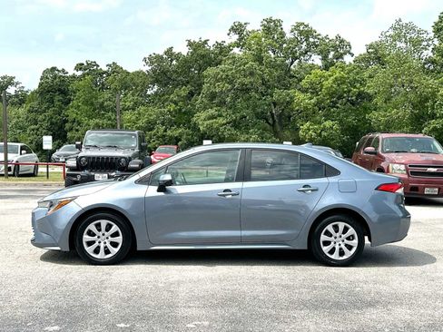 Used 2023 Toyota Corolla LE image 12