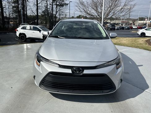 Certified 2024 Toyota Corolla LE image 3