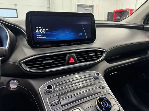 Used 2023 Hyundai Santa Fe Limited image 2