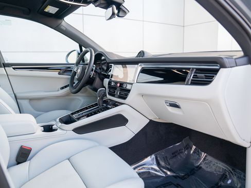 New 2026 Porsche Macan S AWD/4WD image 27