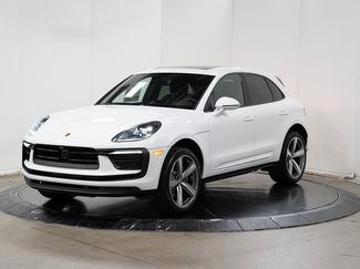 Used 2024 Porsche Macan image 1