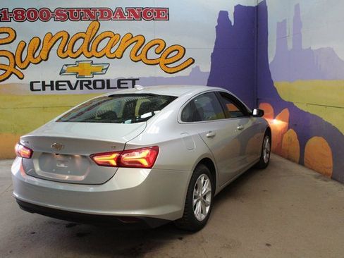 Used 2022 Chevrolet Malibu LT image 8