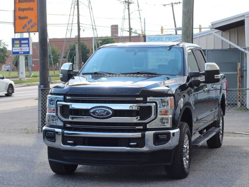 Used 2021 Ford F250 XLT w/ XLT Premium Package AWD/4WD image 3