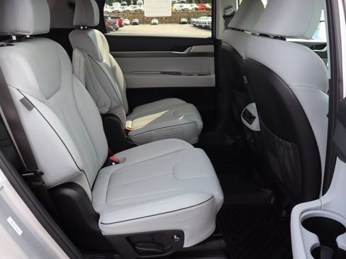 Used 2025 Hyundai Palisade SEL AWD/4WD image 26