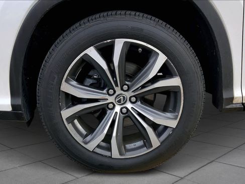 Used 2018 Lexus RX 350L image 11