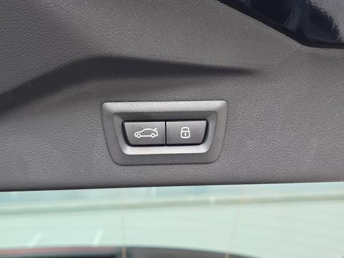 New 2026 BMW X7 M60i image 11