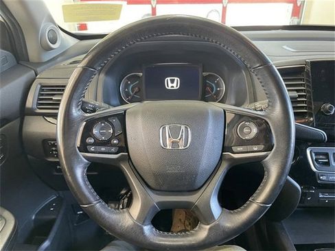 Used 2020 Honda Pilot Touring image 14