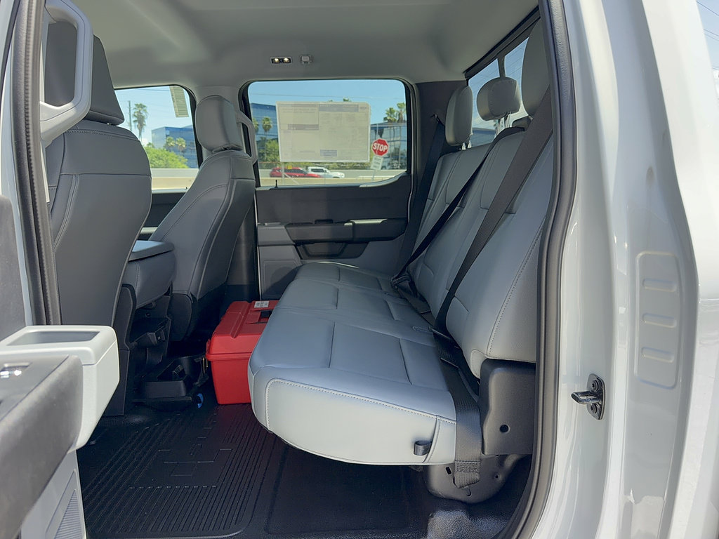 New 2026 Ford F350 XL w/ XL Chrome Package AWD/4WD image 17