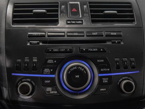 Used 2012 MAZDA MAZDA3 i Grand Touring w/ Tech Pkg image 26