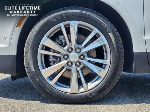 Used 2026 Cadillac XT5 Premium Luxury w/ Driver Assist Package FWD image 8