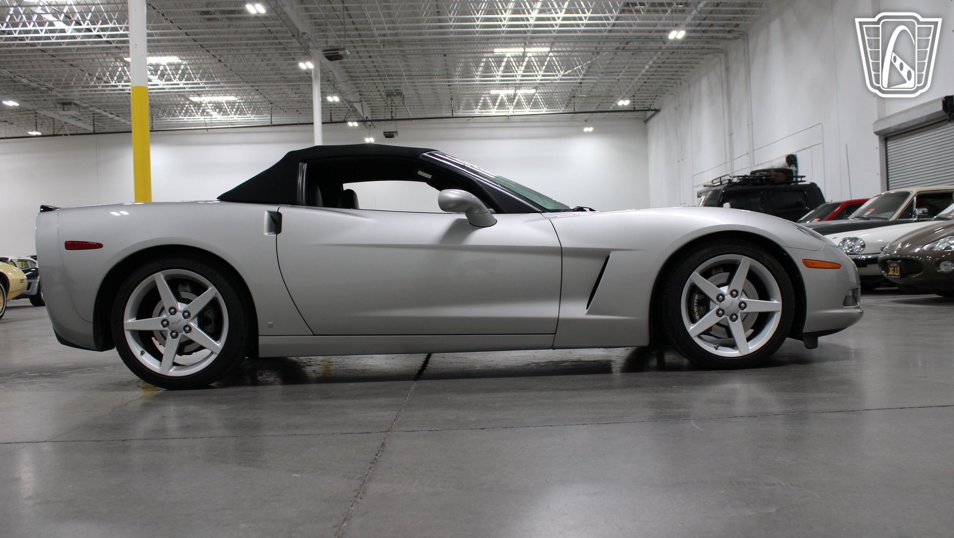 Used 2006 Chevrolet Corvette Convertible w/ Preferred Equipment Group RWD image 26