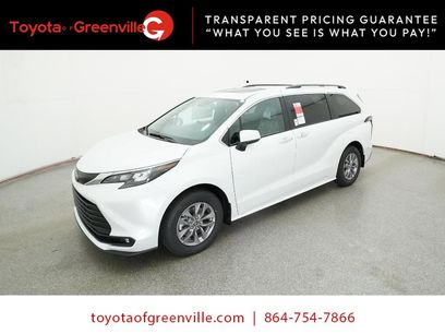 New 2026 Toyota Sienna XLE