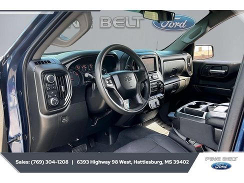 Used 2020 Chevrolet Silverado 1500 Custom Trail Boss w/ Custom Convenience Package AWD/4WD image 13