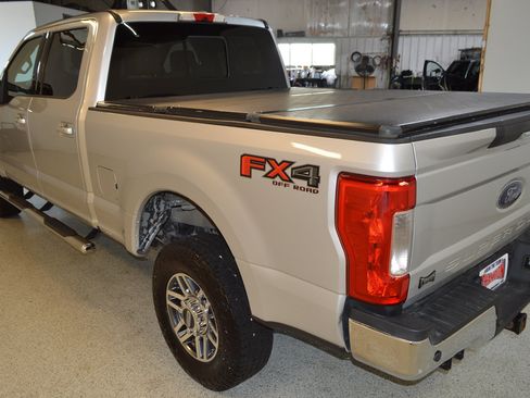 Used 2019 Ford F250 Lariat w/ Tow Technology Bundle AWD/4WD image 5