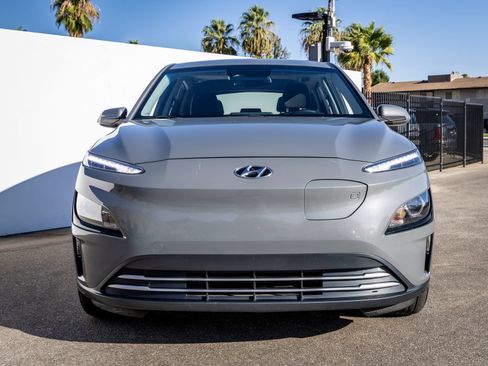 Used 2023 Hyundai Kona SEL w/ Cargo Package FWD image 6