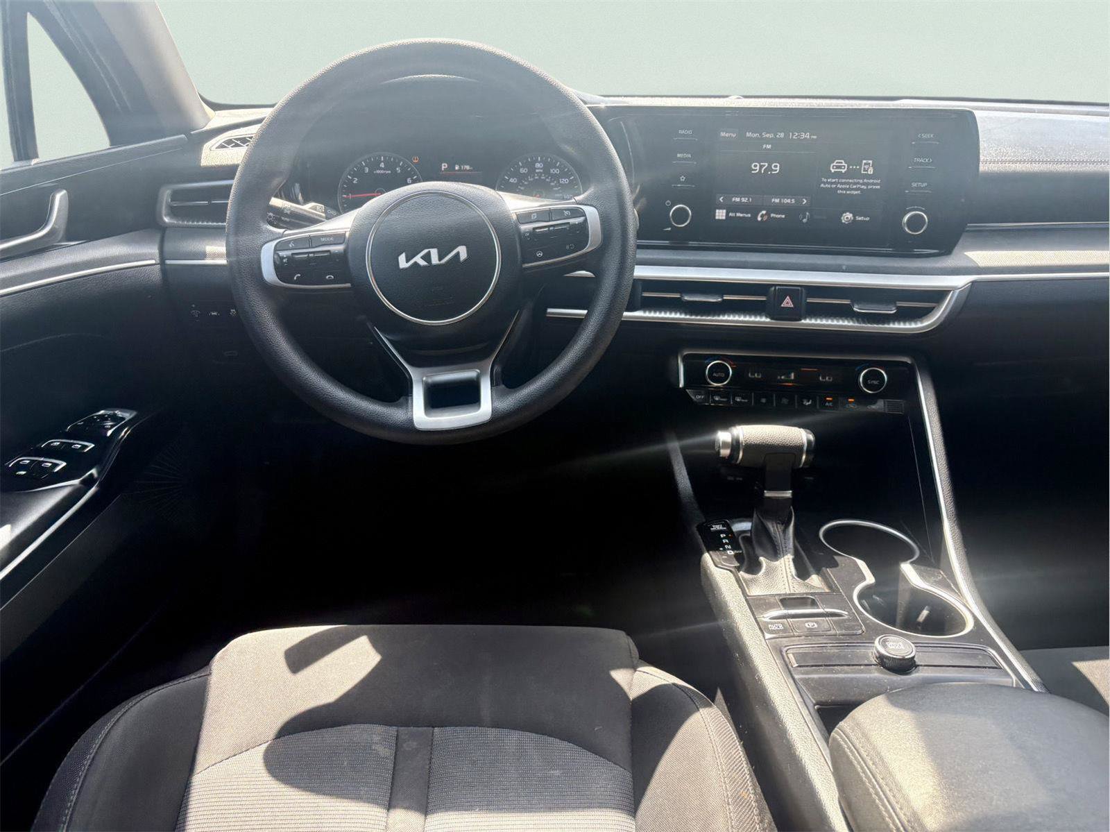 Used 2023 Kia K5 LXS FWD image 14