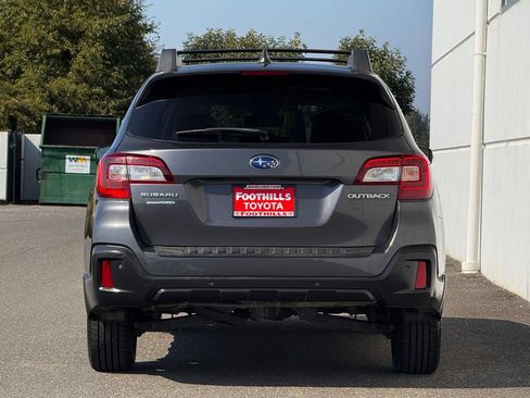 Used 2019 Subaru Outback 2.5i Limited w/ Popular Package #2 AWD/4WD image 6
