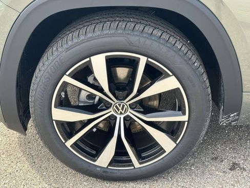 New 2026 Volkswagen Atlas Cross Sport SEL Premium R-Line AWD/4WD image 7