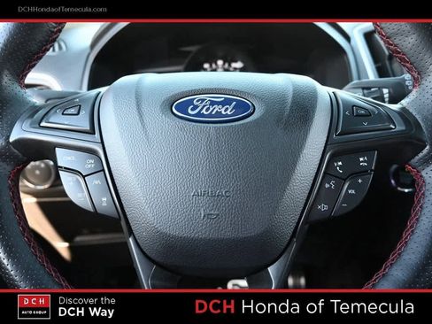 Used 2022 Ford Edge ST-Line w/ Class II Trailer Tow Package image 9