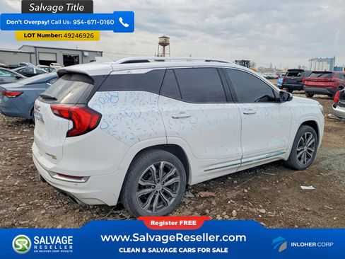 Used 2020 GMC Terrain Denali w/ Denali Premium Package AWD/4WD image 4