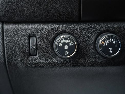 Used 2019 Chevrolet Colorado LT w/ LT Convenience Package AWD/4WD image 38