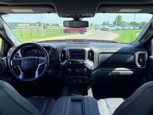 Used 2021 Chevrolet Silverado 1500 LT Trail Boss w/ Convenience Package II AWD/4WD image 6