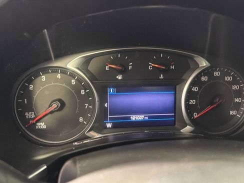 Used 2021 Chevrolet Equinox LT w/ Driver Convenience Package FWD image 19