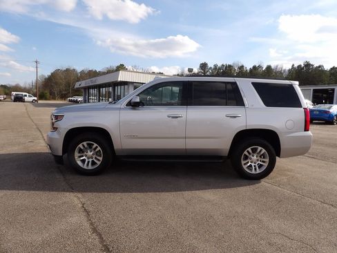 Used 2018 Chevrolet Tahoe LT image 5