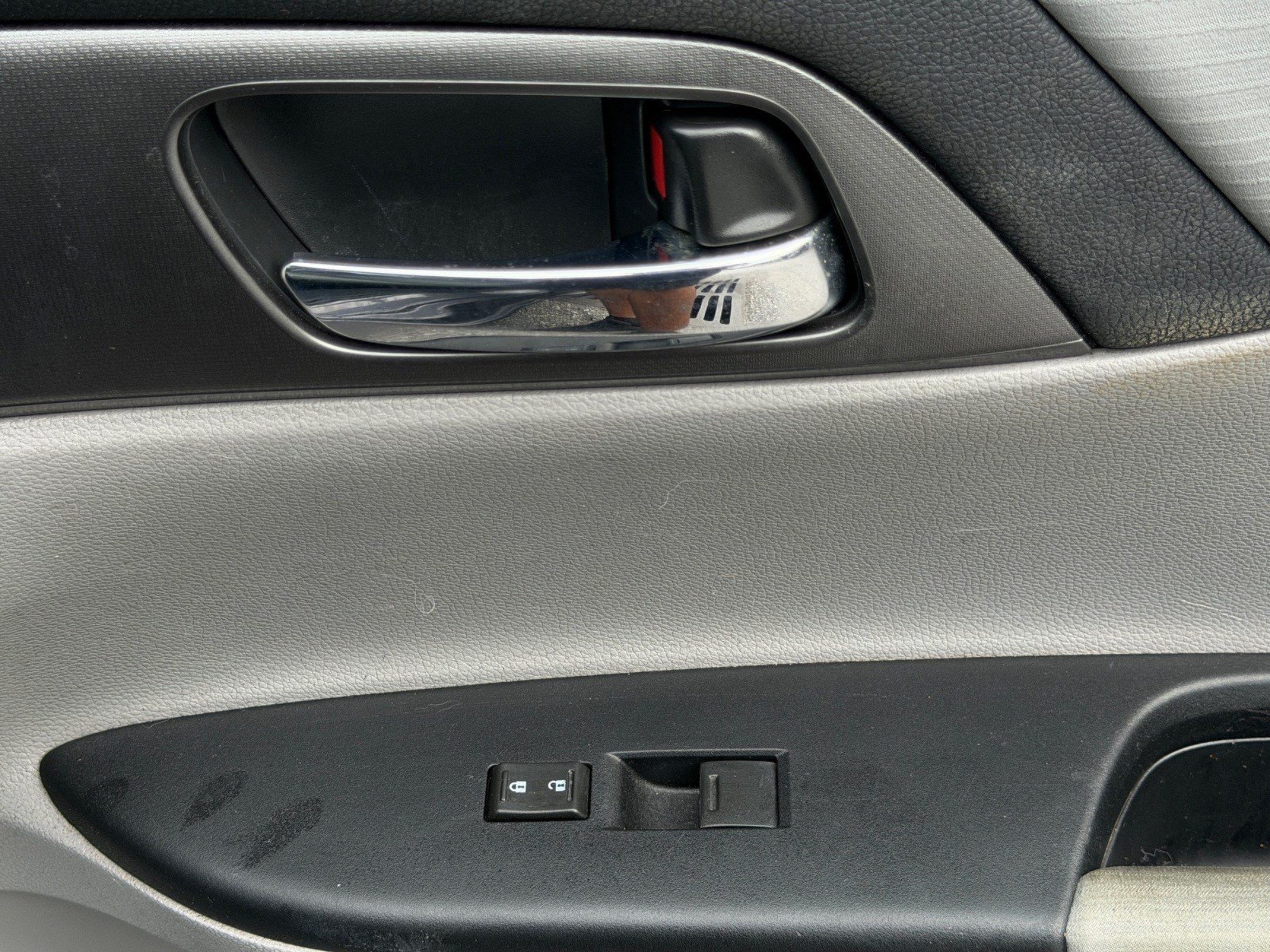 Used 2015 Honda Accord LX image 10