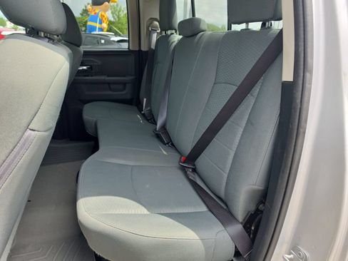 Used 2016 RAM 1500 Classic SLT RWD image 5