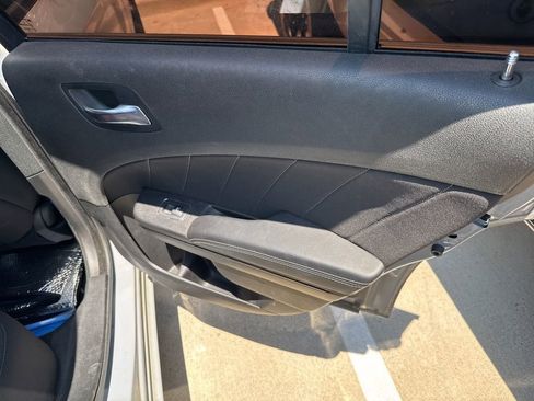 Used 2022 Dodge Charger SXT w/ Blacktop Package RWD image 13