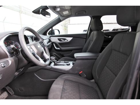 Used 2021 Chevrolet Blazer LT image 30