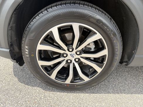 Used 2025 Ford Explorer ST-Line AWD/4WD image 20