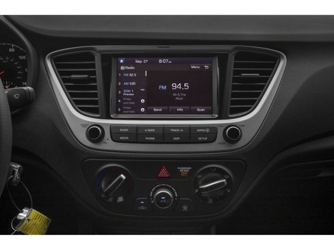 Used 2021 Hyundai Accent SEL FWD image 32