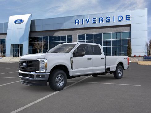 New 2026 Ford F250 XL w/ XL Chrome Package image 2