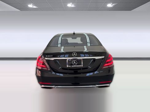 Used 2018 Mercedes-Benz S 560 Sedan image 9