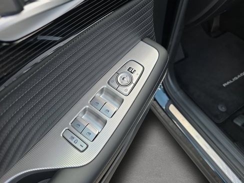 Used 2025 Hyundai Palisade Calligraphy FWD image 56