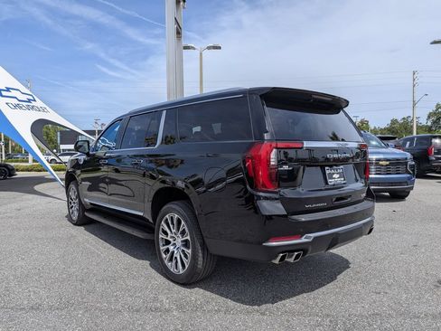 Certified 2025 GMC Yukon XL Denali AWD/4WD image 5